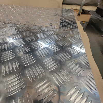 Plata de aluminio en relieve de relieve a cuadros de buena calidad para suelo de transporte